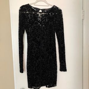 Black Velvet Lace-detail Formal dress